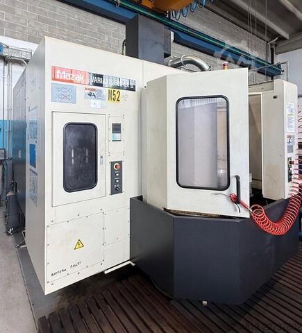 Vertikales Bearbeitungszentrum Mazak Variaxis 500/5x