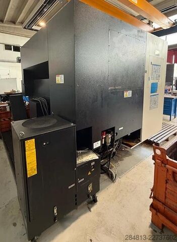 Vertikales Bearbeitungszentrum Mazak Variaxis 500/5x