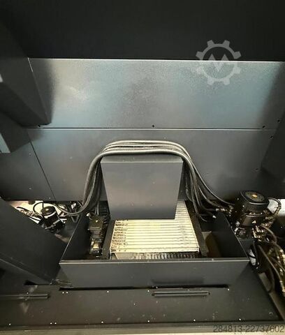 Vertikales Bearbeitungszentrum Mazak Variaxis 500/5x