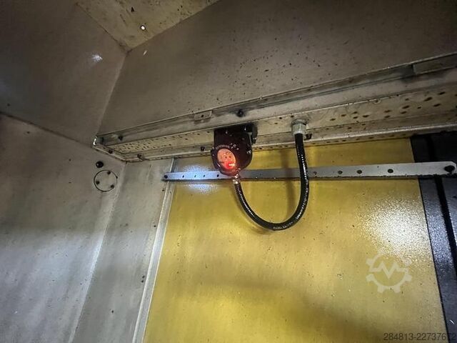 Vertikales Bearbeitungszentrum FANUC Robodrill D21LiB5