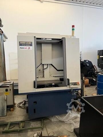 Horizontal machining center Mori Seiki TV-400