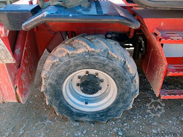 Telescopic forklift Manitou MRT1635