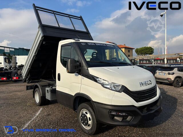 Transporter mit Kipper Iveco Daily 35