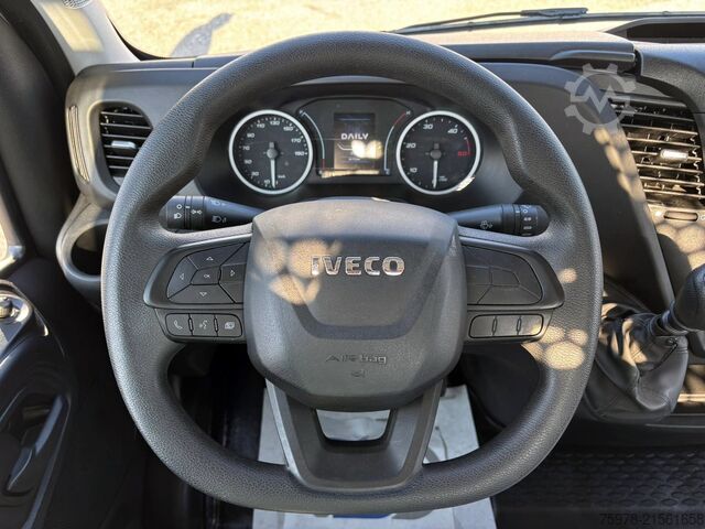 Transporter mit Kipper Iveco Daily 35