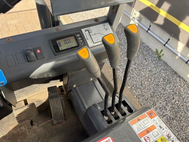 Elektrischer Triplex-Gabelstapler Baoli KBET15 BAOLI KBET15