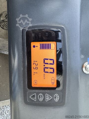 Elektrischer Triplex-Gabelstapler Baoli KBET20, Nr. VS-22733 BAOLI KBET20