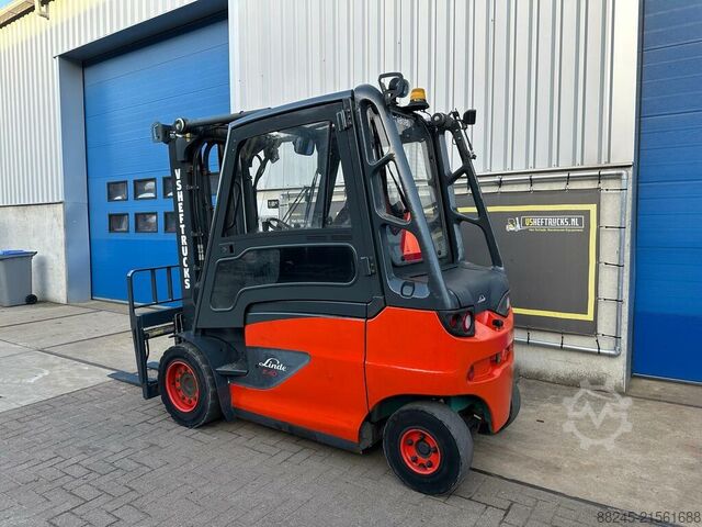 Elektrischer Triplex-Gabelstapler Linde E40-01/600 LINDE E40-01/600