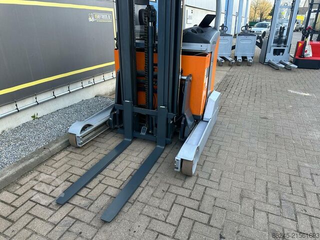 Schubmaststapler Still FMX14W mit 6500 mm Hubhöhe STILL FMX14W