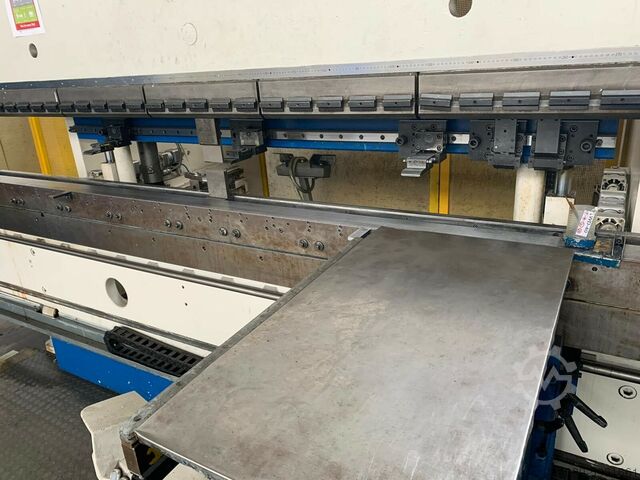 Gebr. hydr. press brake EHT EHPS 15-30