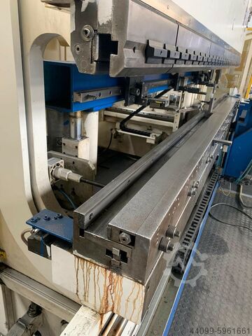 Gebr. hydr. press brake EHT EHPS 15-30