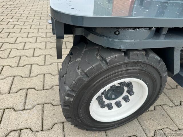 4-way forklift Combilift C4500 /Triplex 6000 mm/Air condition