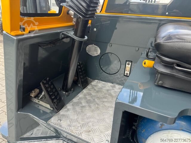 4-way forklift Combilift CB3000/LPG /2016 year/ Perfect condition