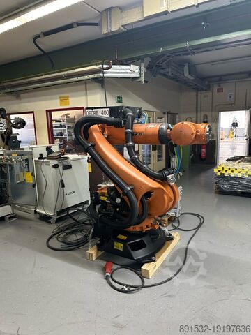 Industrial robot KUKA KR300 R2500 KRC4