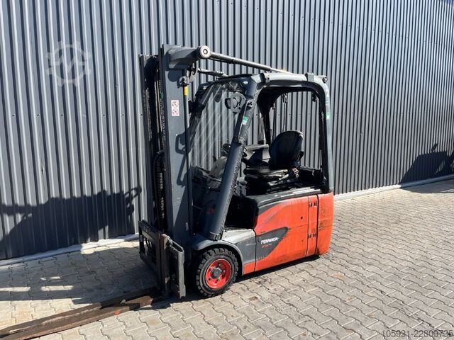 Electric 3-wheel forklift Linde E16-02