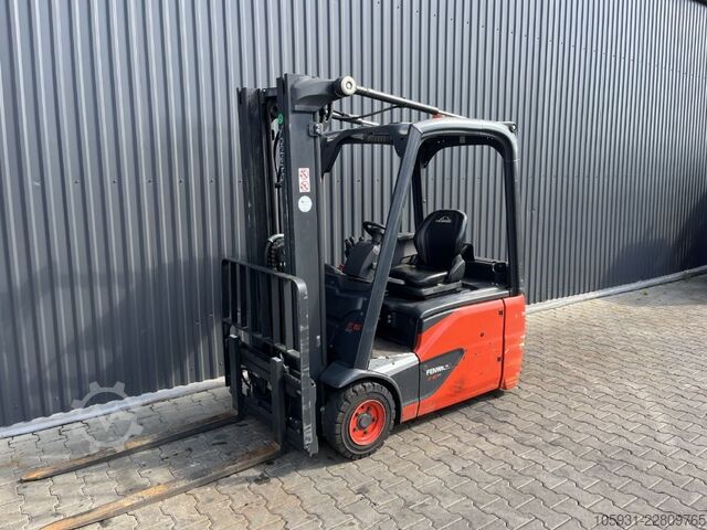 Electric 3-wheel forklift Linde E16-02