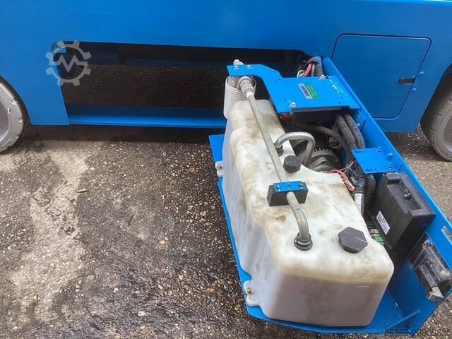 Used scissor lift Genie GS-4047 GENIE GS-4047