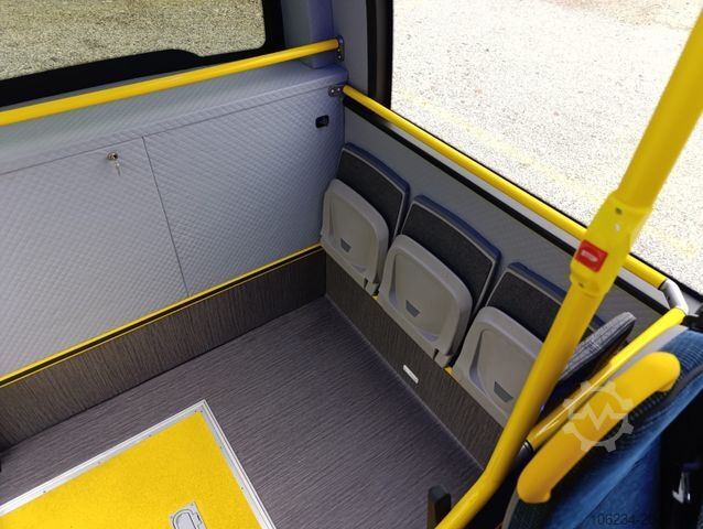 Bus MERCEDES-BENZ Sprinter 517