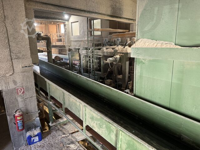 Komplettes Sägewerk (stationär) EWD Spaner- Kreissägenanlage DWK DWK 700 T-6 / FZ5