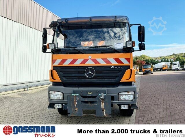 Kipper LKW Mercedes-Benz Axor 1833 AK 4x4, Winterdienstausstattung, Kran