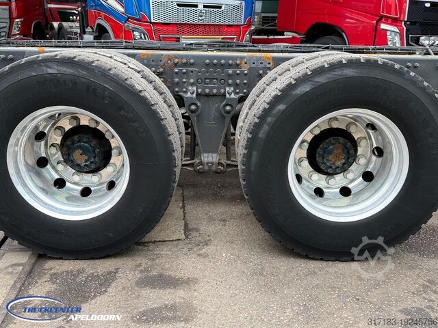 Chassis cab Volvo FH 750 6x4, Steel - Air, Globetrotter XL