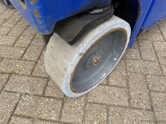 Scissor lift Haulotte Compact 14 Hoogwerker Schaarhoogwerker