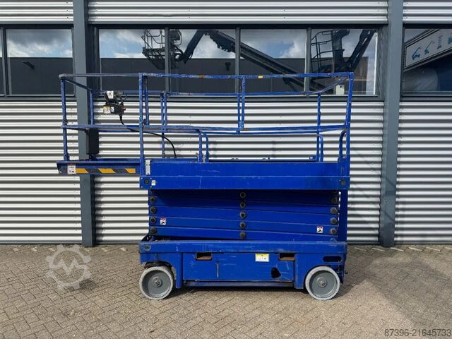Scissor lift Haulotte Compact 14 Hoogwerker Schaarhoogwerker