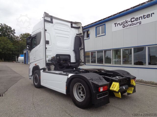 Standard SZM FORD F-Max 500 ZF-Intarder 2 x Tank ACC