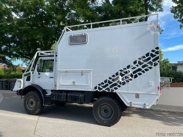 Customized van Mercedes-Benz Unimog U 1300 Allrad