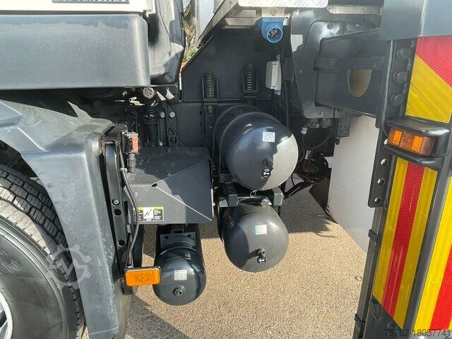 Working platform truck Volvo FM9 mit Bronto Skylift E22ALR Arbeitsbühne