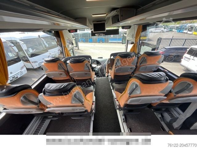 Motor coach MERCEDES-BENZ Tourismo RHD/ Travego/ S 517 HD/ R 08/ R 09