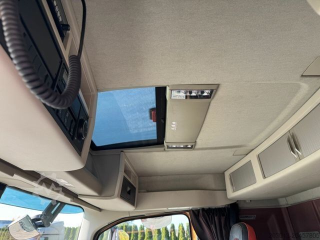 Holztransporter LKW VOLVO FH16 750 8X4 Holztransport Alukar TOP!