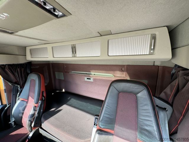 Holztransporter LKW VOLVO FH16 750 8X4 Holztransport Alukar TOP!