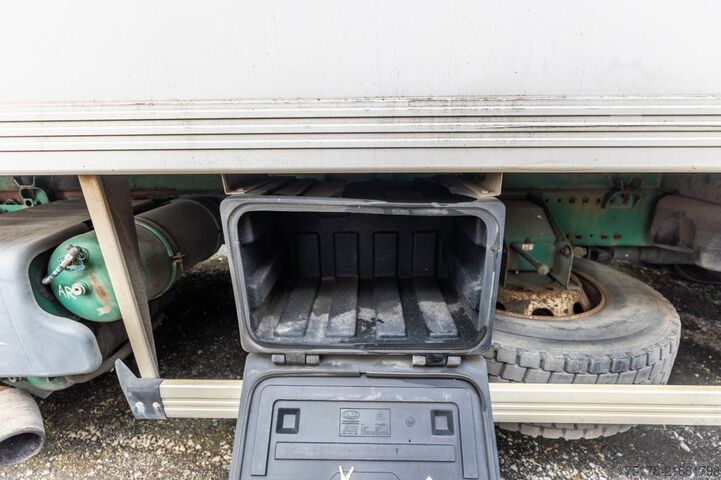 Kühl-/Tiefkühltransport RENAULT PREMIUM 270 DXI (18 T )