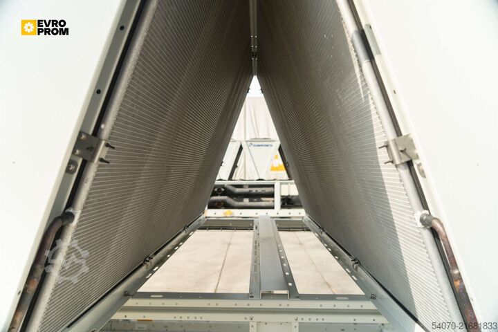 Kältemaschine New Industrial chiller CLIMAVENETA - 656.5 KW | With warranty