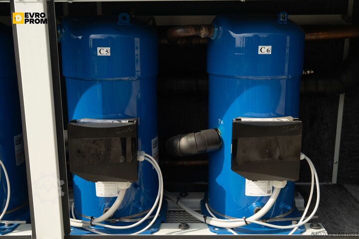 Kältemaschine New Industrial chiller CLIMAVENETA - 656.5 KW | With warranty
