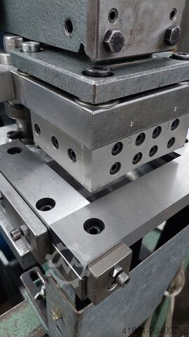 Hand lever notching machine/punching machine EDEL 383