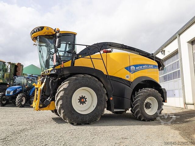 Silage chopper New Holland FR 650 STAGE 5