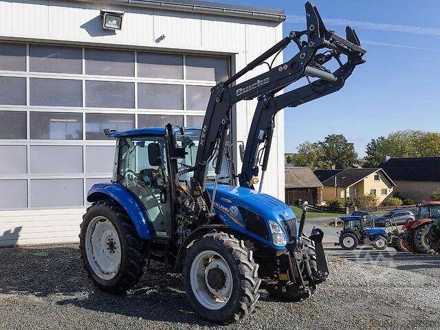 Traktor New Holland T4.55