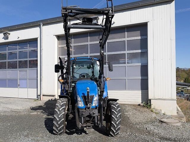 Traktor New Holland T4.55