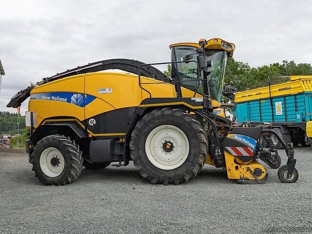 Feldhäcksler New Holland Fr 9050