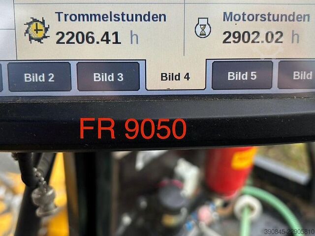 Feldhäcksler New Holland Fr 9050