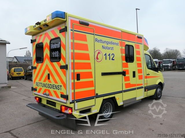 Feuerwehrfahrzeug mercedes-benz Sprinter II 516 CDI KLIMA KRANKENWAGEN RTW AUTOMATIK EURO-5 EBERSPÄCHER