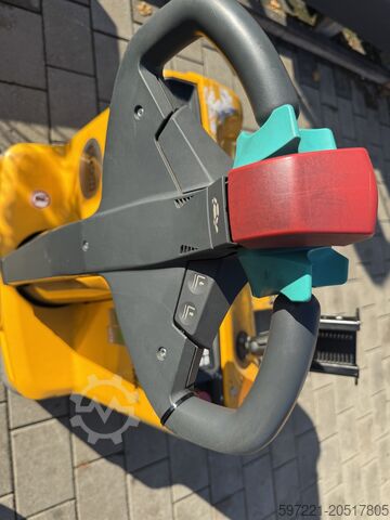 Electric Pallet Trucks Jungheinrich EJE 114 Li-Ion BJ:2020