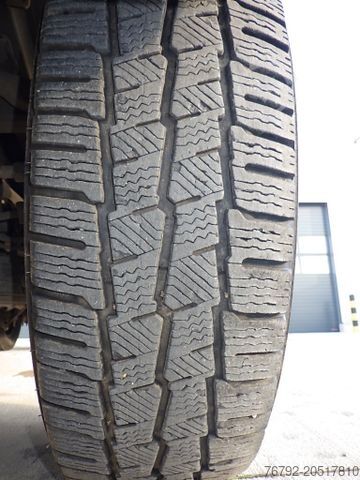 Dreiseitenkipper IVECO Daily 60 C 16 DoKa/Kipper 3,1m/2xAHK/Klima/Sperr