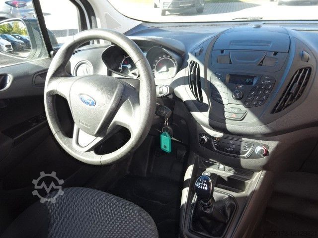 Kastenwagen FORD Transit Courier 75PS Kasten Audio14