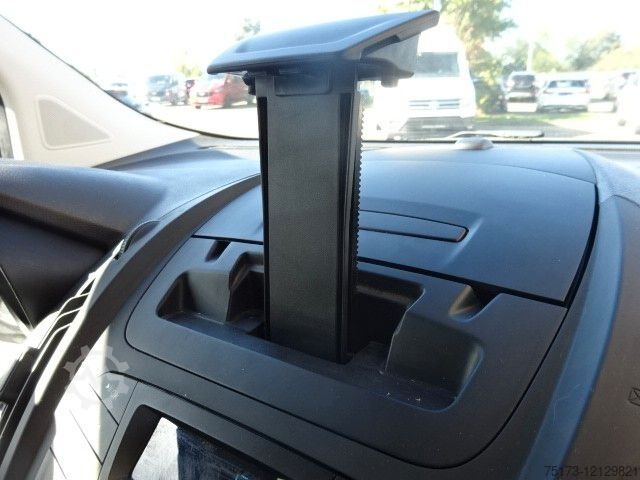 Kastenwagen FORD Transit Courier 75PS Kasten Audio14