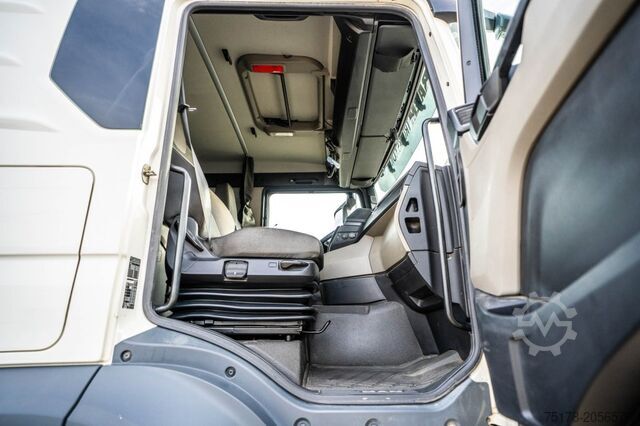Standard tractor MAN TGS 18.510 BLS - 4X4H - HYDR.