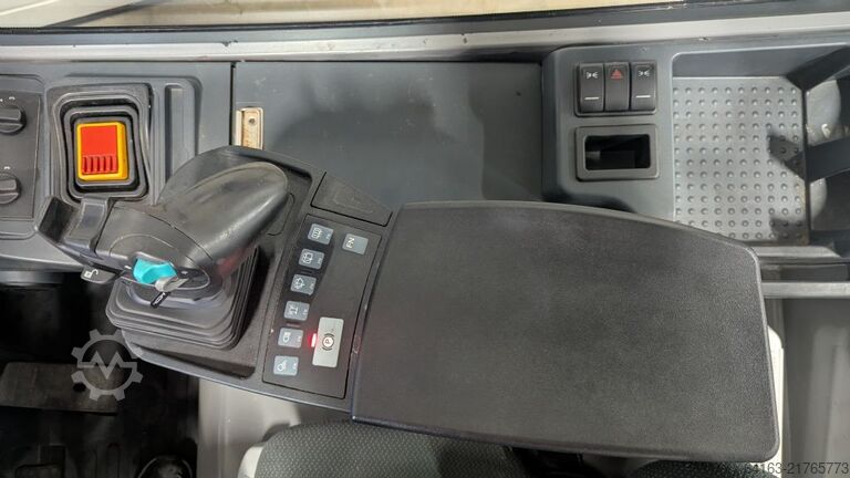 Electric 4-wheel forklift Jungheinrich EFG 425s G120-500DZ