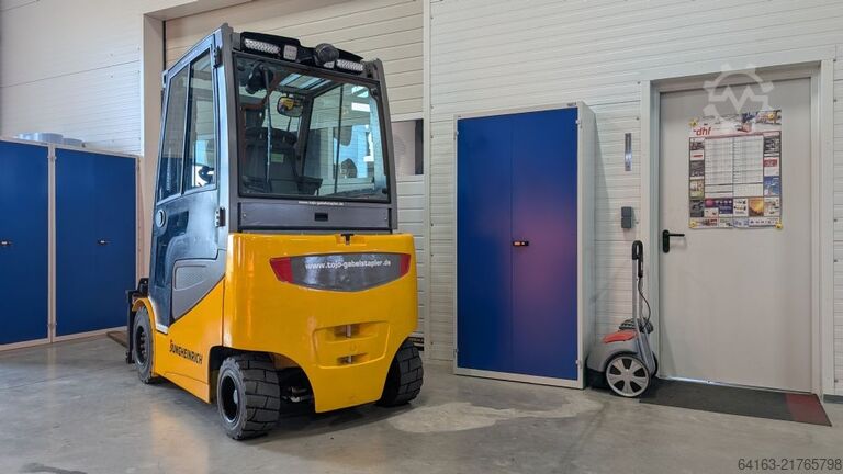 Electric 4-wheel forklift Jungheinrich EFG 430k G180-310ZT