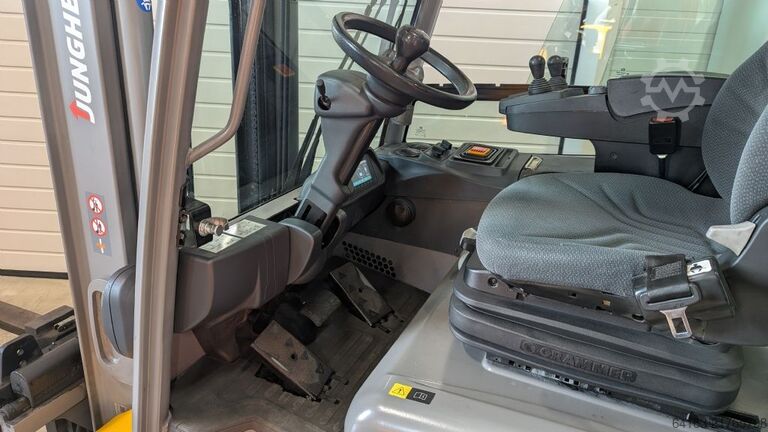 Electric 4-wheel forklift Jungheinrich EFG 430k G180-310ZT